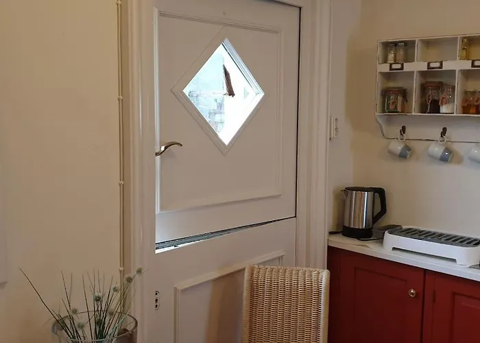 Ahoi Husum, Anlegen Und Wohlfuehlen